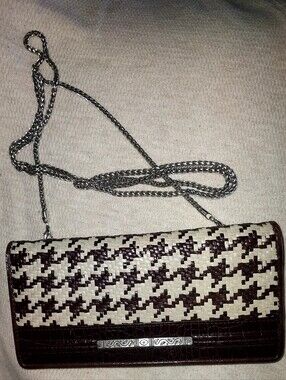 Vintagr Brighton Woven Houndstooth Crossbody Clutch - Brown & Cream